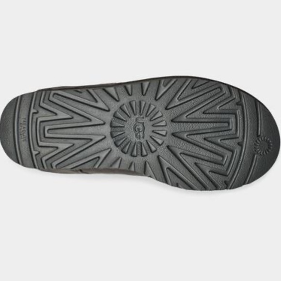 UGG Grey Bailey Bow ll - Picture 7 of 16